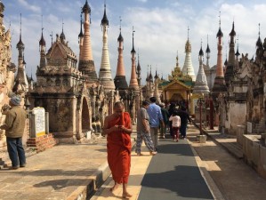 缅甸一区二区三区：探索神秘国度的精彩旅程