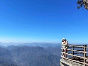 跟最讨厌部长出差，路上也有好风景